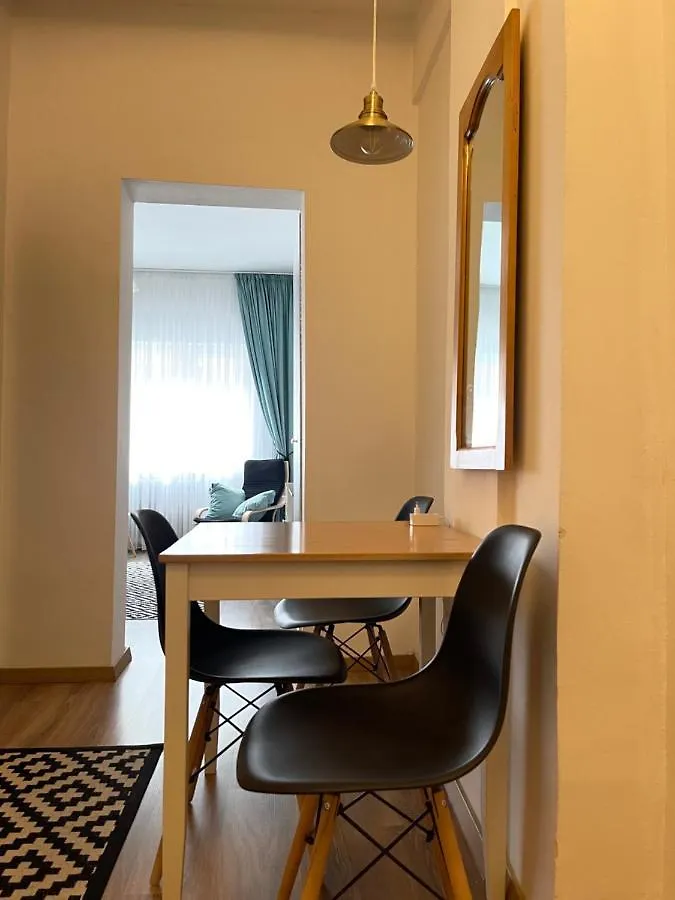 Super Central And Homey Studio Bucarest